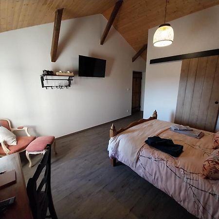 Au Granit Bleu Bed and Breakfast Faye-l'Abbesse Eksteriør billede